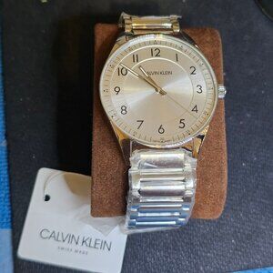 Calvin Klein Swiss made watch KBH 211 New /w tags never worn new batt. 43mm